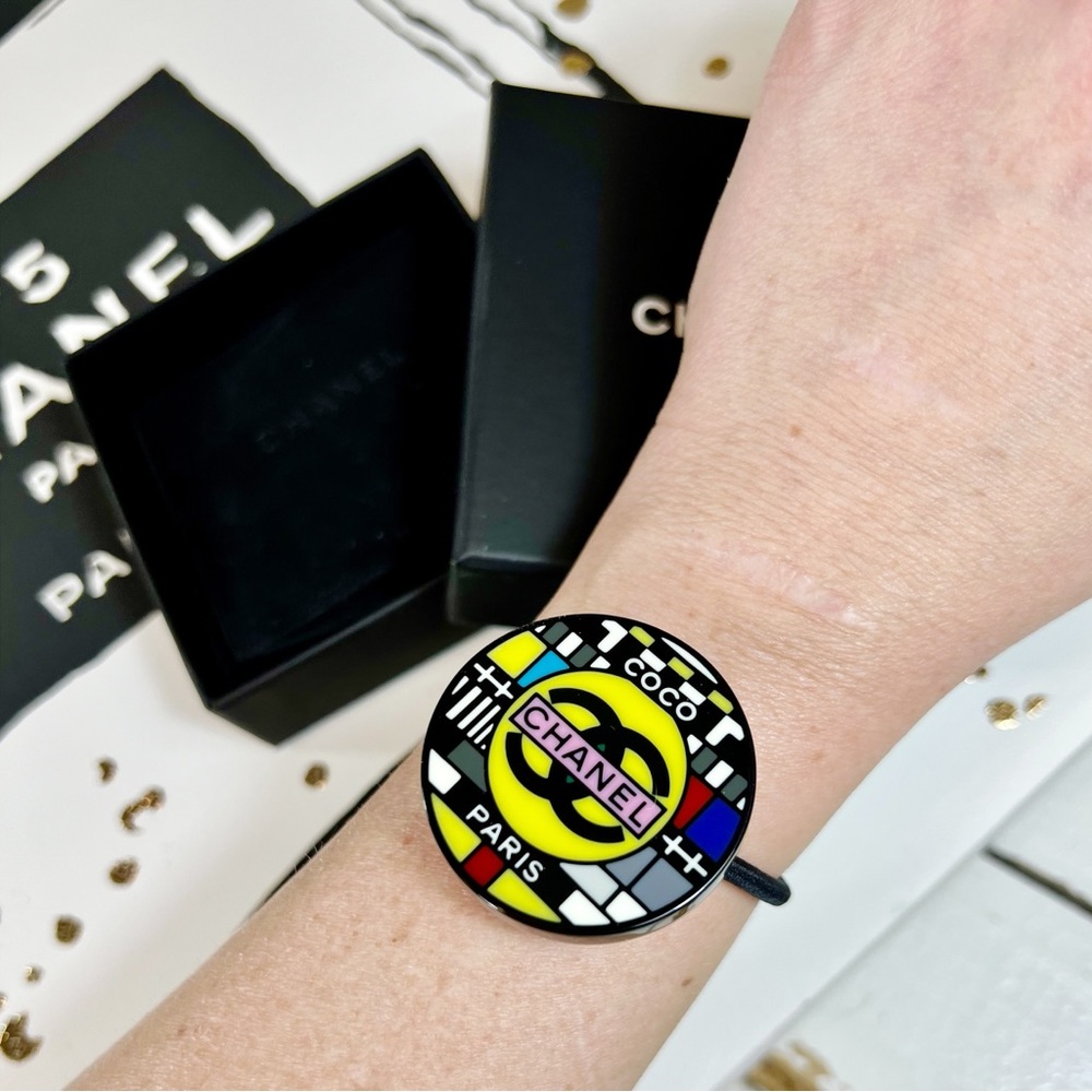CHANEL CC Hair Tie/Bracelet in Black and Multicolor